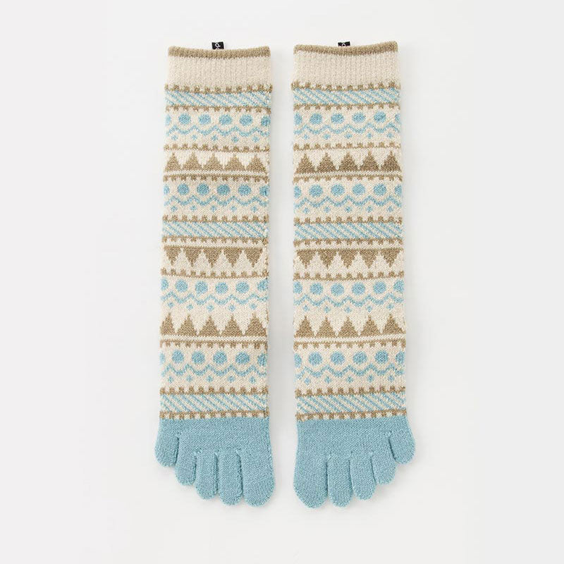 Knitido plus brand Wool Blend Forest Textile Midcalf Toe Socks in WHITE with light blue and beige point colors