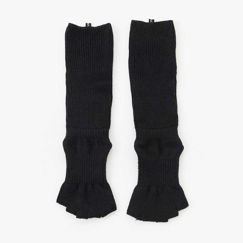 Knitido plus brand Botanical Dyed Organic Cotton Open Toe/Heel Yoga Socks in Black