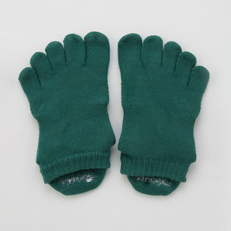Knitido plus brand Basic Solid Colors Footie Grip Toe Socks With Power Pads in green, viewed from the front flat