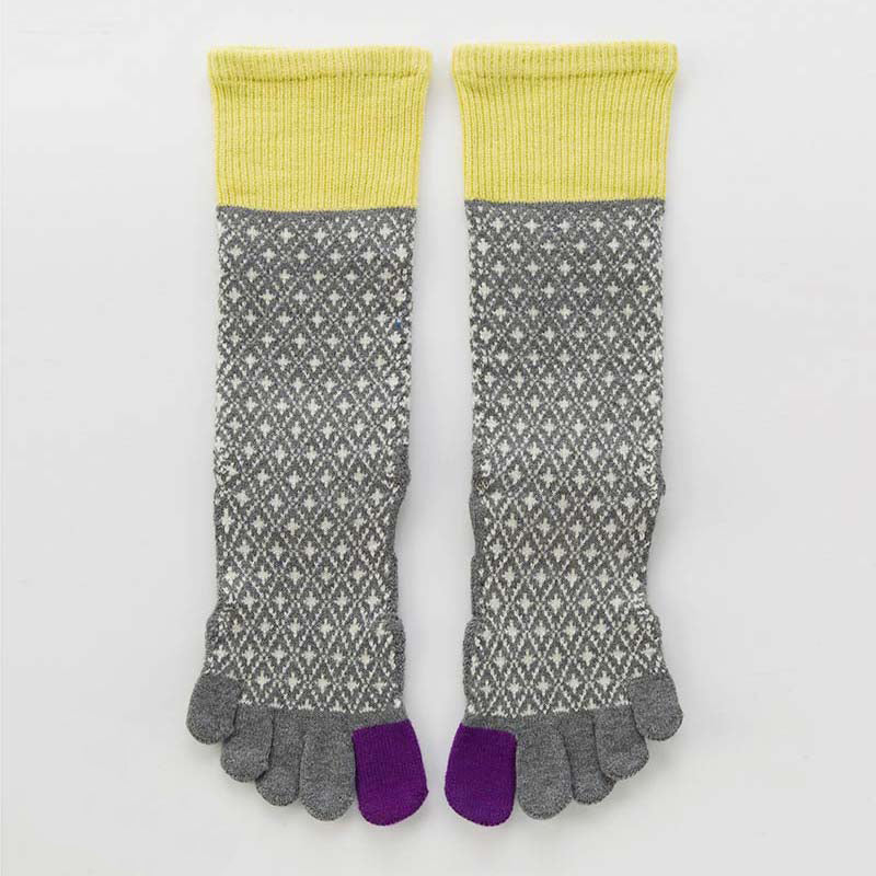 Knitido plus brand Diamond Midcalf Grip Toe Socks With Power Pads in Grey (with yellow and purple inserts)