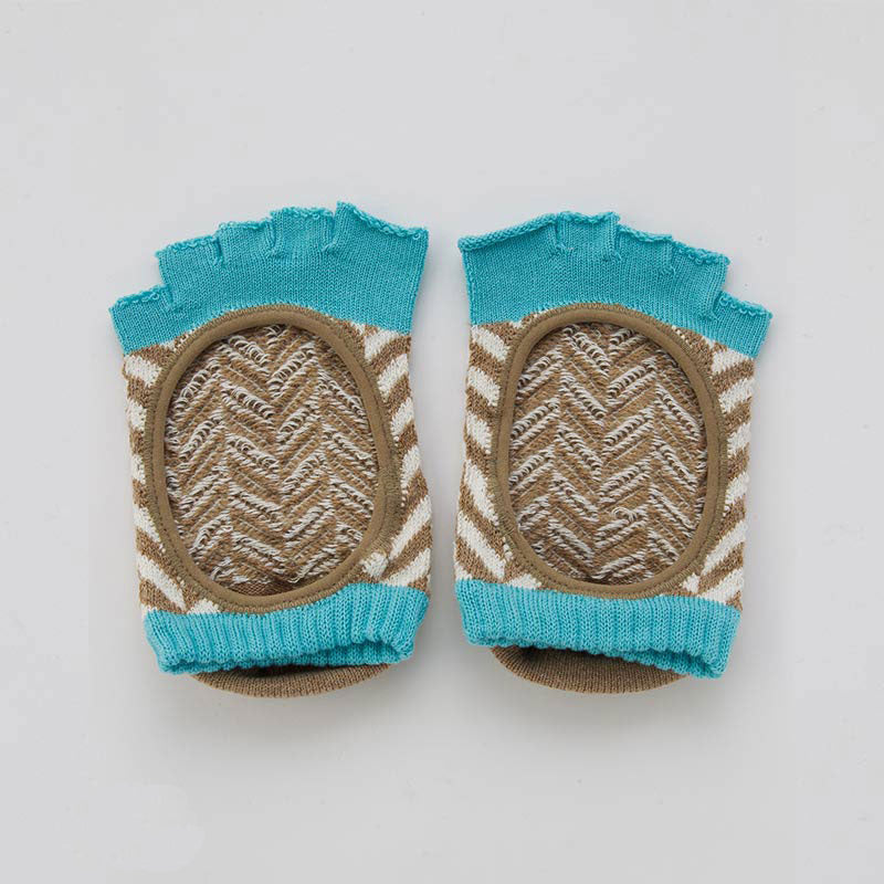 Knitido plus brand Organic Cotton Herringbone Open Toe Liner Socks in tan with a hint of light blue