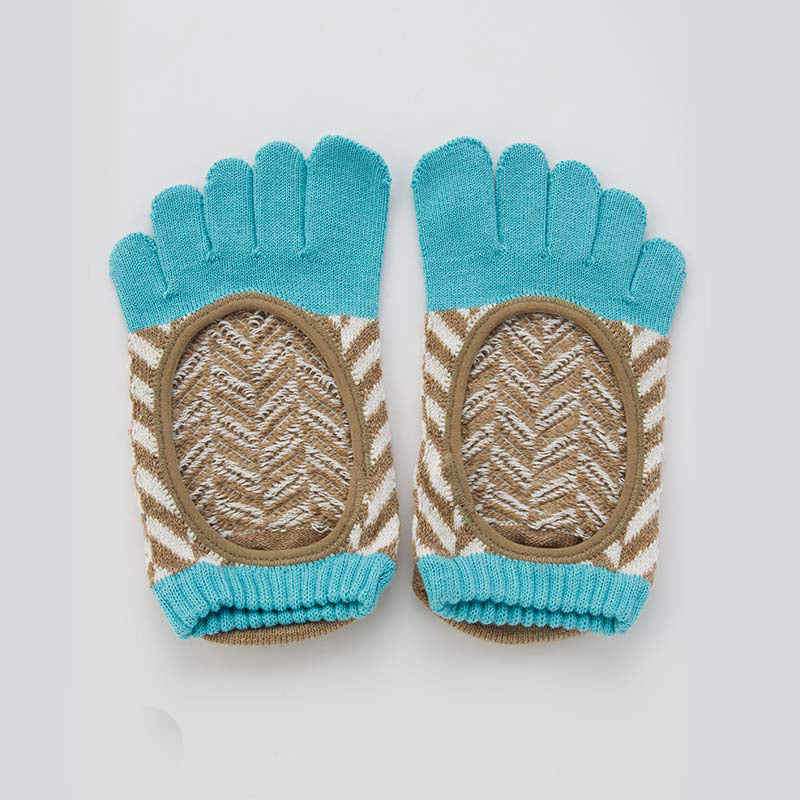 Knitido plus brand Organic Cotton Herringbone Toe Liner Socks in tan with light blue accents