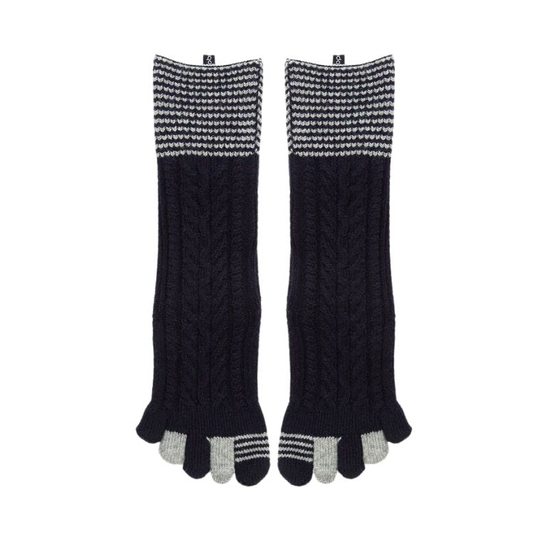 Knitido plus brand Wool Blend Cable Confetti Midcalf Toe Socks in navy with white point color
