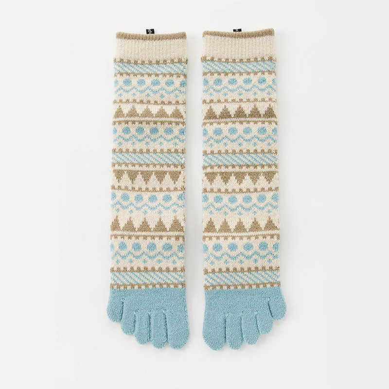 Knitido plus brand Wool Blend Forest Textile Midcalf Toe Socks in WHITE with light blue and beige point colors